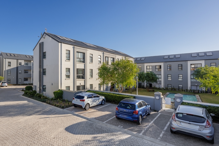 2 Bedroom Property for Sale in Aan de Wijnlanden Western Cape